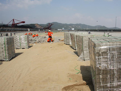 連鎖塊施工現場